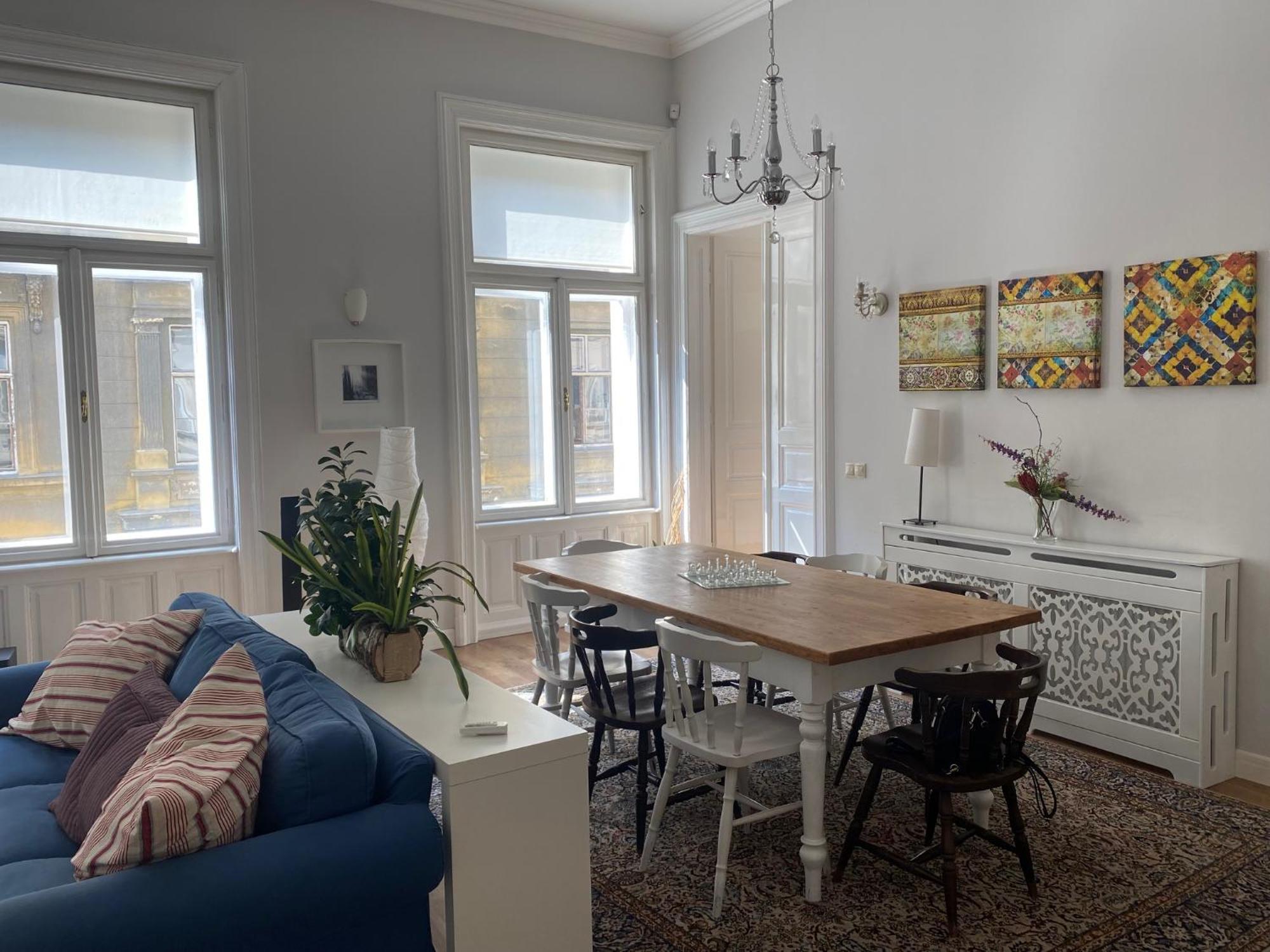 Urban Haven - 3 Beds, 3 Baths, Free Parking, Near Central Market بودابست المظهر الخارجي الصورة